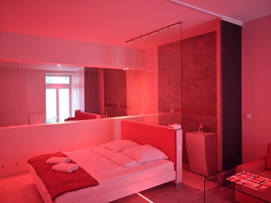 Mirror Apartments Krakow Bagian luar foto
