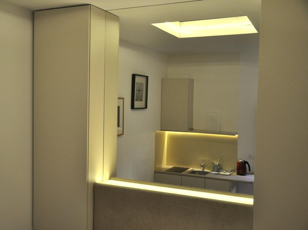 Mirror Apartments Krakow Bagian luar foto